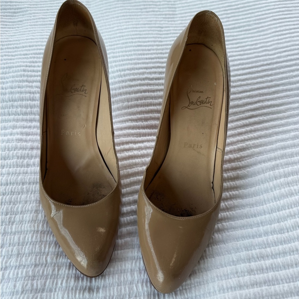 Christian Louboutin Tan Patent Leather Pumps